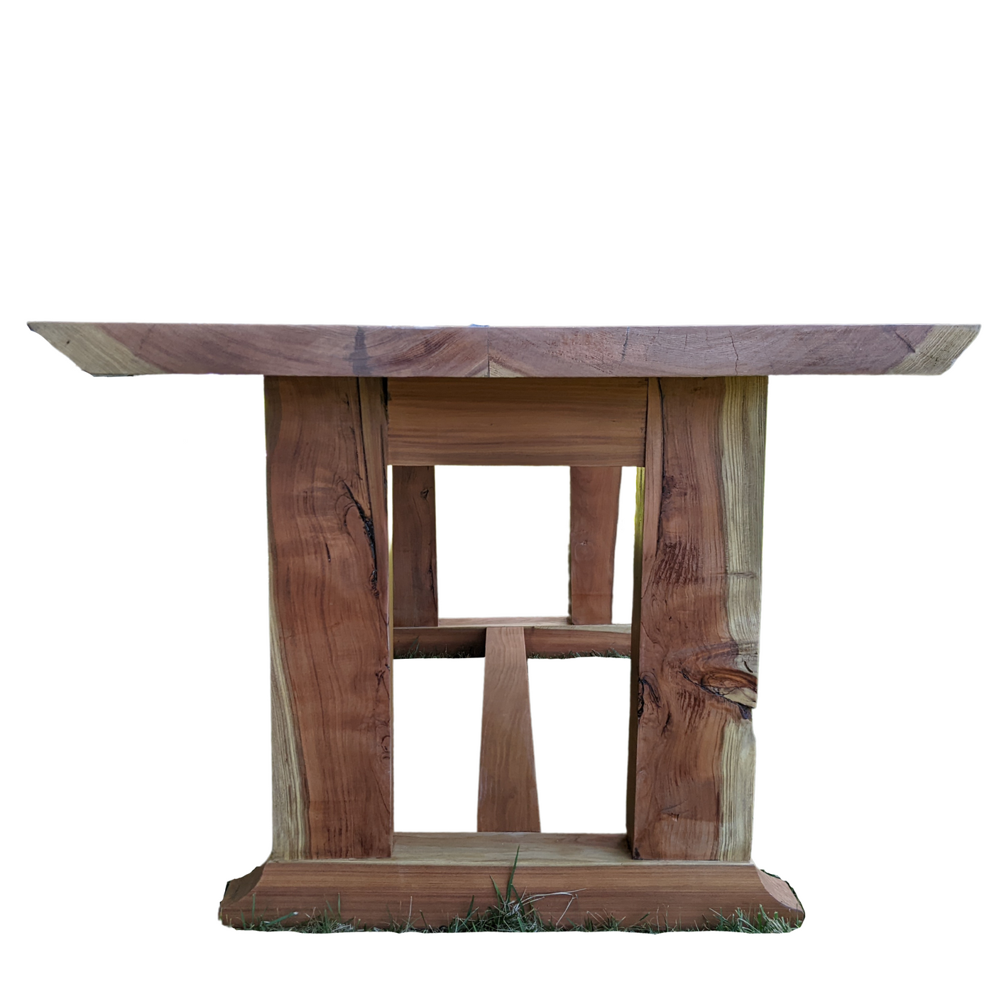Magnus Dining Table