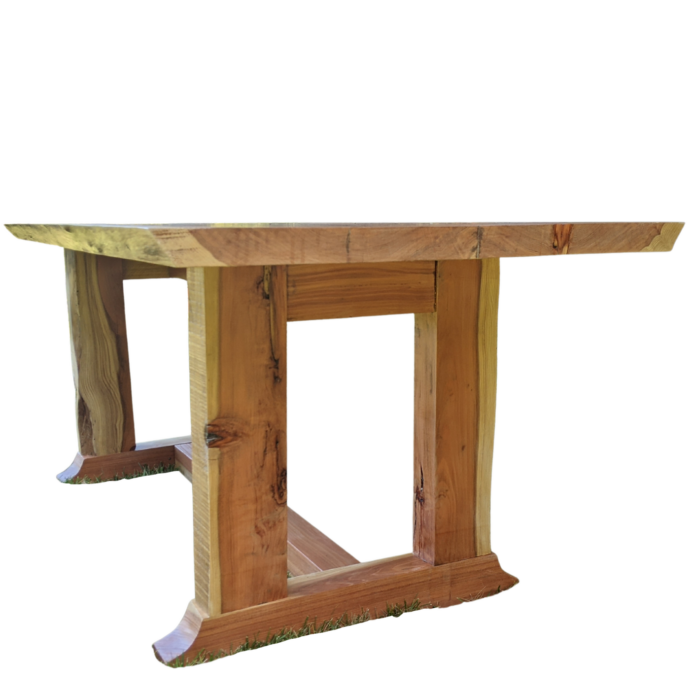 Magnus Dining Table