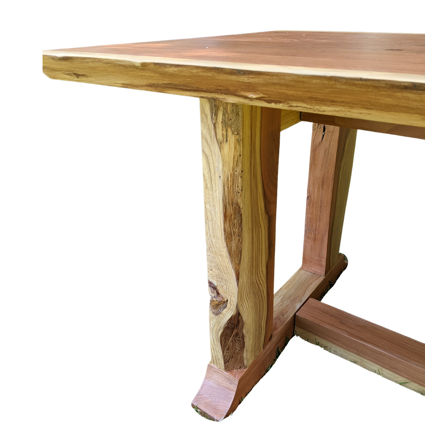 Magnus Dining Table